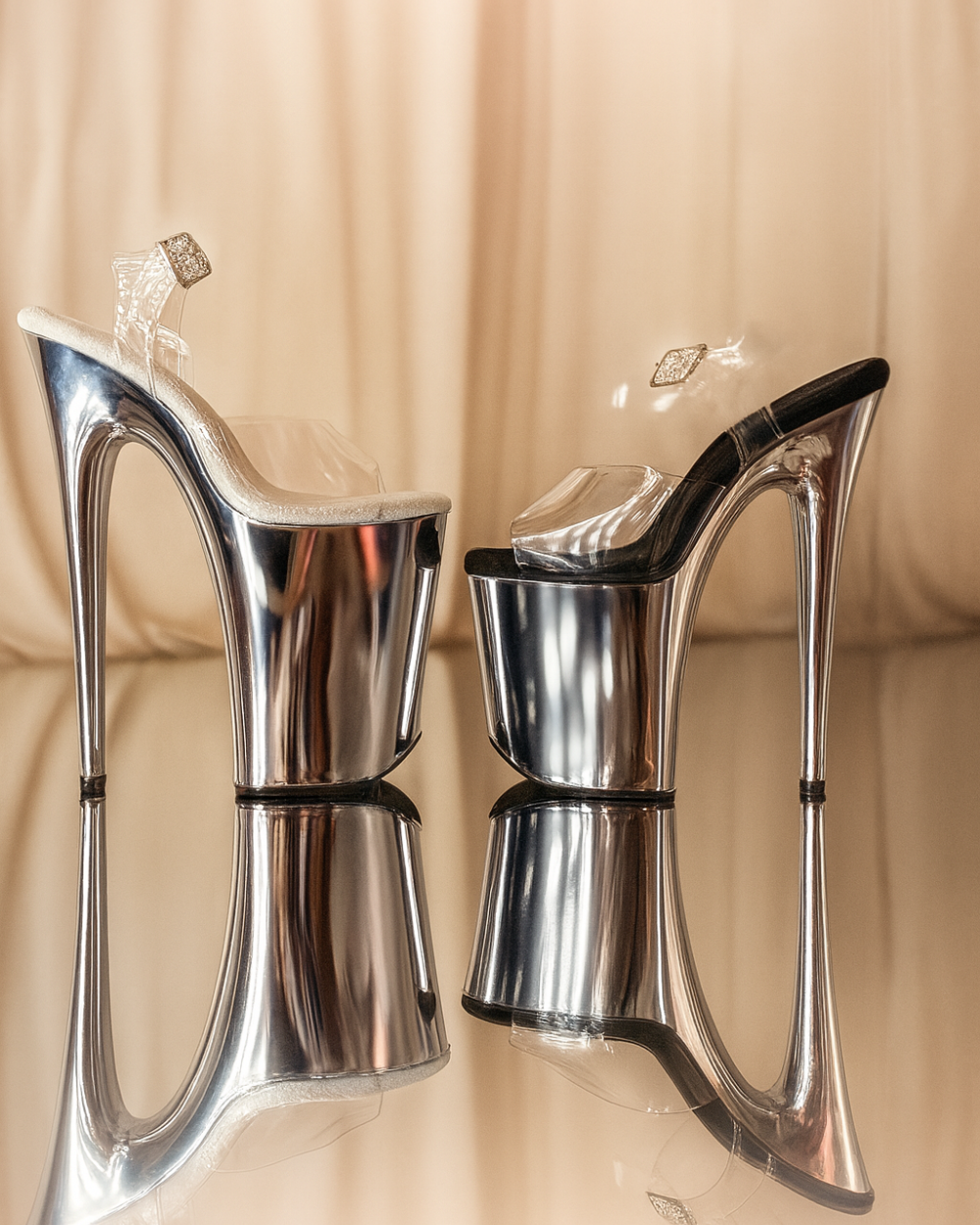 SKINS – Silver Chrome SKINS
