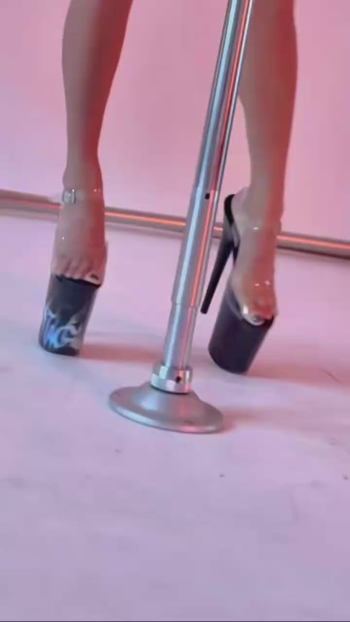 PoleMom x Mad Gamer SKINS  Limited Collab Drop